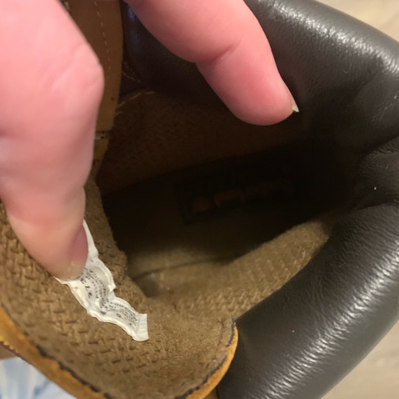 Size 7.5 like new authentic Original Timberland boots 🥾 - Picture 3 of 9